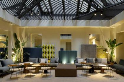 ICON Embassy by Petit Palace - image 11