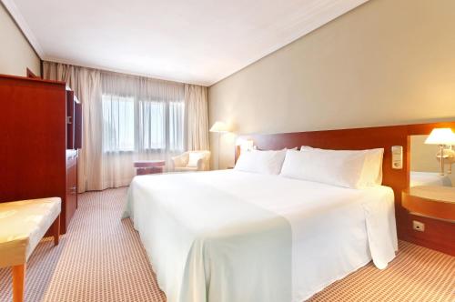 Hotel Madrid Alameda Aeropuerto Affiliated by Meliá - image 2
