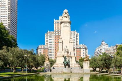 Hotel Senorial - image 16