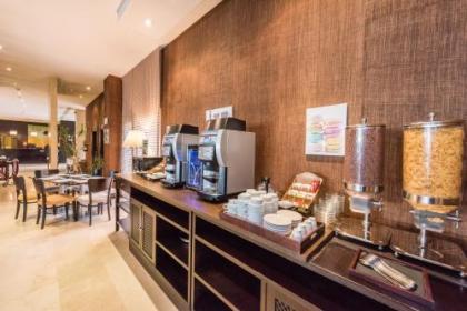 Hotel Mercader - image 10