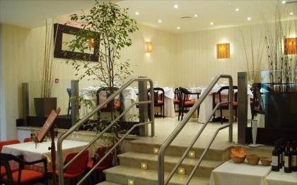 Hotel Villa de Barajas - image 5