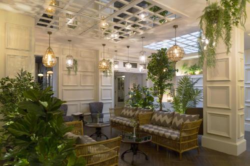 ICON Wipton by Petit Palace - image 3