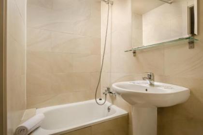 Hostal Matheu - image 14