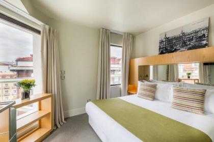 Room Mate Alicia - image 7