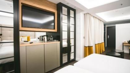 Hotel Regina - image 9