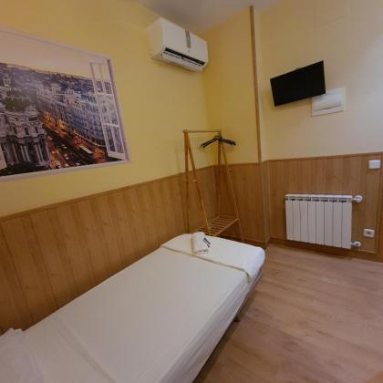 Hostal Oporto - image 24