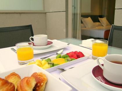 Suites Viena Plaza de España - image 6
