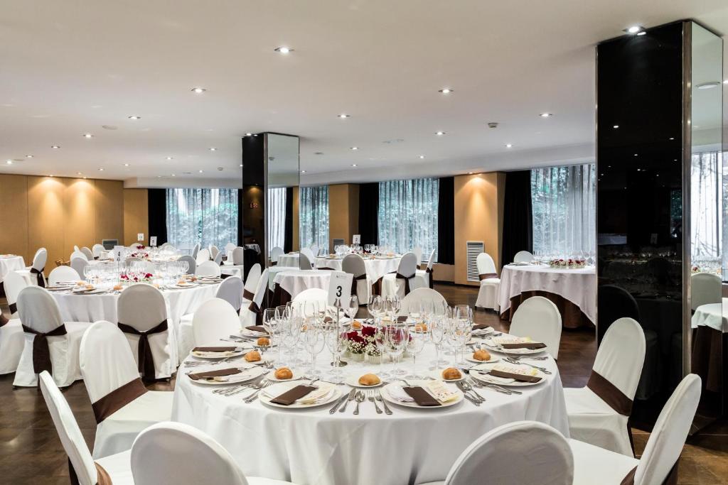 Eurostars Monte Real - image 2