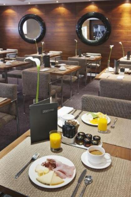 AC Hotel by Marriott Recoletos - image 15