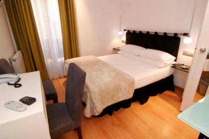 Hostal Santo Domingo - image 11