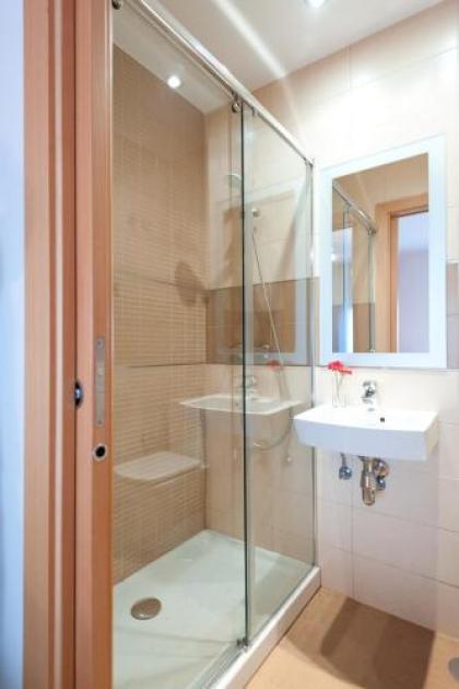 Hostal Abami II - image 10