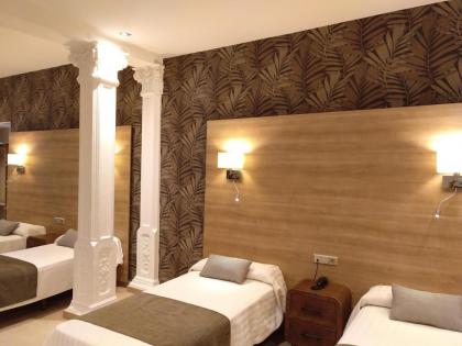 Hostal Aguilar - image 10