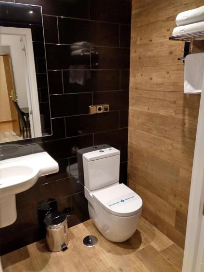 Hostal Aguilar - image 21
