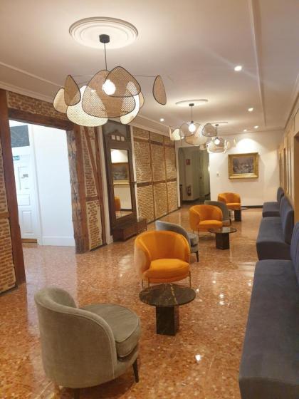 Hostal Aguilar - image 3