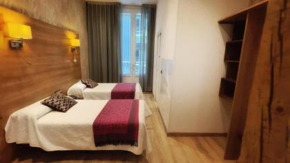 Hostal Aguilar - image 5