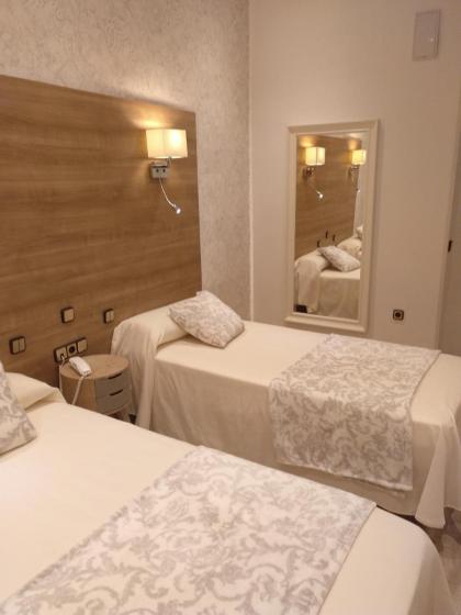 Hostal Aguilar - image 7