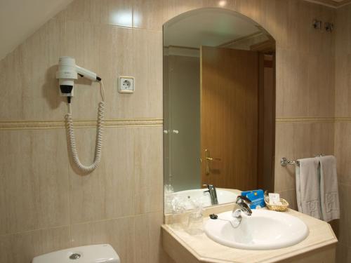 Hotel Don Luis - image 4