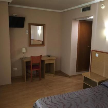 Hotel Avenida Leganés - image 4