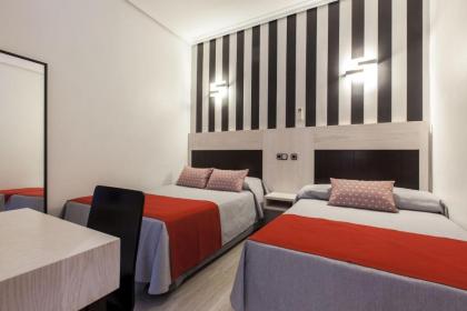 Hostal Castilla I Atocha - image 13