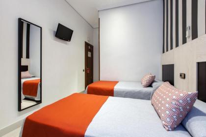 Hostal Castilla I Atocha - image 19