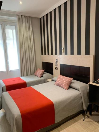 Hostal Castilla I Atocha - image 7