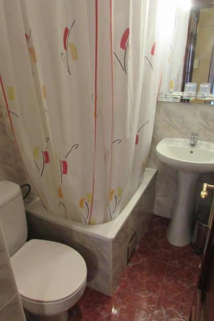 Hostal Prim - image 19