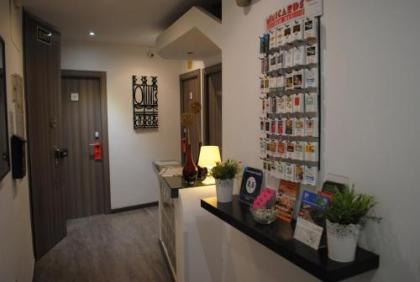 Hostal Abril Madrid - image 3