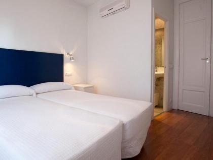 Hostal Santa Isabel - image 14