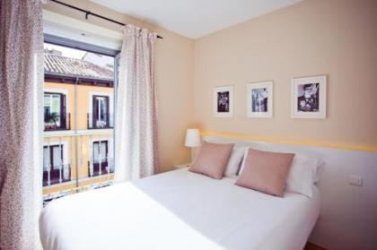 Apartment in the Centre - image 13