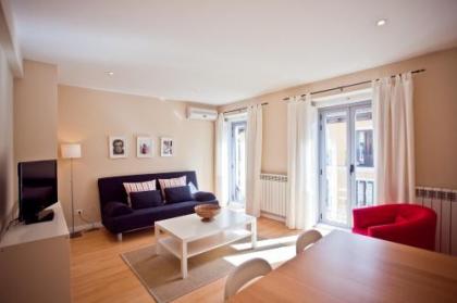 Apartment in the Centre - image 6