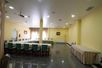 Hotel Los 5 Pinos - image 23
