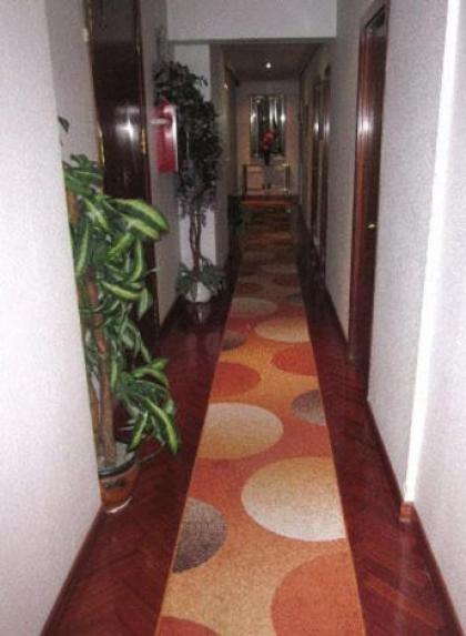 Hostal Esmeralda - image 15