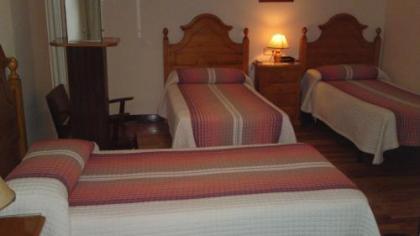 Hostal Maria Cristina - image 16