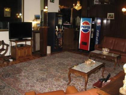 Hostal Maria Cristina - image 19
