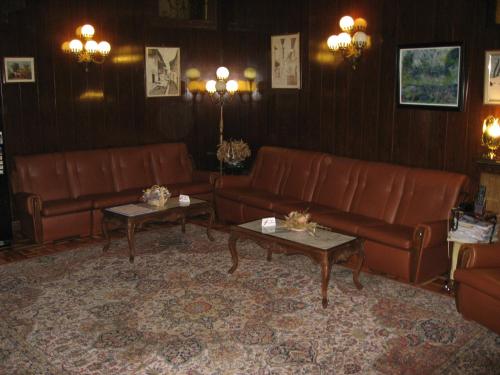 Hostal Maria Cristina - image 3