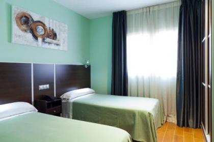 Hostal Avenida Barajas - image 17