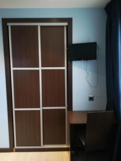 Hostal Avenida Barajas - image 3