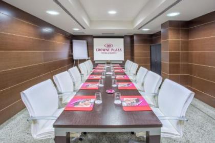 Crowne Plaza Madrid Airport - image 17