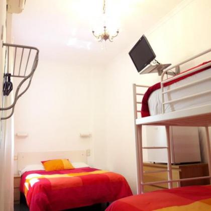 Hostal Casa Chueca - image 16