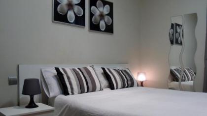 Hostal Cervantes - image 1
