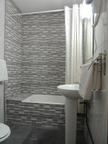 Hostal Cervantes - image 15