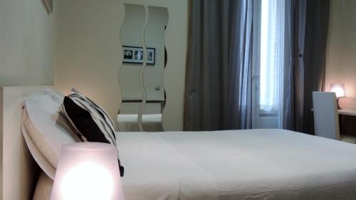 Hostal Cervantes - image 3
