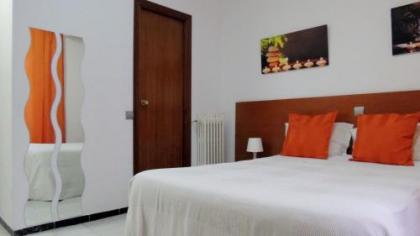 Hostal Cervantes - image 8
