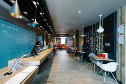 Ibis Madrid Centro - image 1