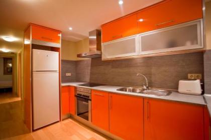 Apartment in Chamberi - image 12