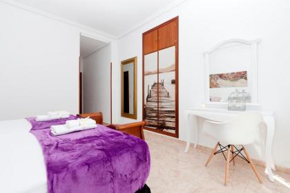 Hostal Vazquez De Mella - image 6