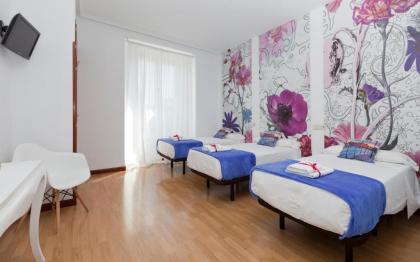 Hostal Vazquez De Mella - image 8