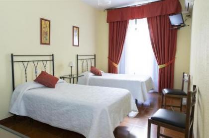 Hostal Tokio - image 2