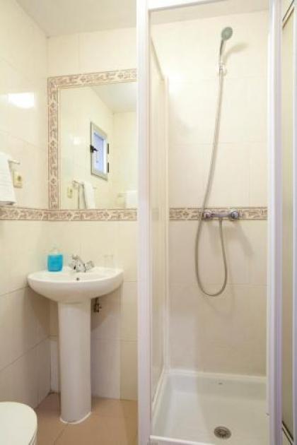 Hostal Zabala - image 17