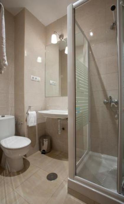 Hostal Zabala - image 8